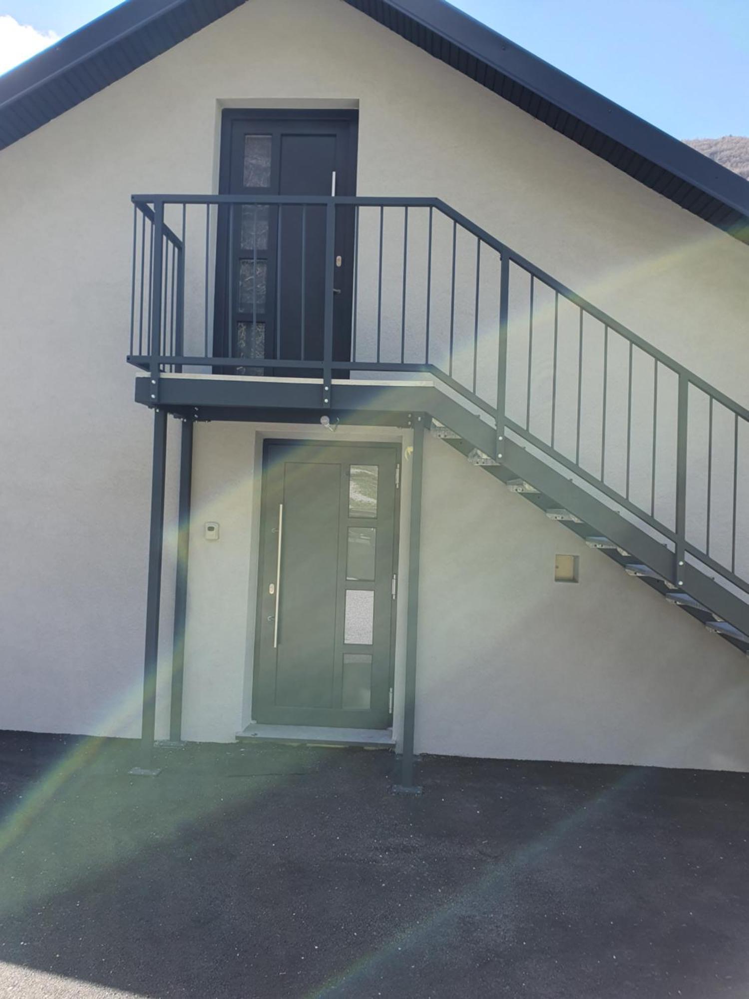 Apartment Ledince Most na Soči Екстериор снимка